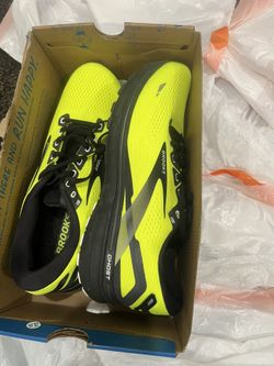 Men’s Brooks Shoes 