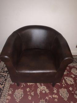 Beautiful Leather Seat!!