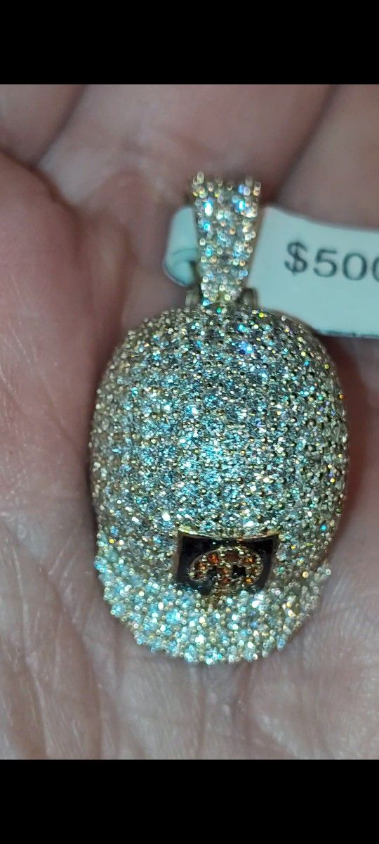 Natural Diamonds And Real Gold