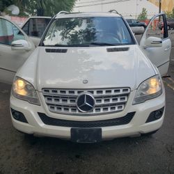 2011 Mercedes Benz ML350 4matic 