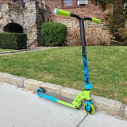 MGP ORIGIN PRO SCOOTER: Ages 6+