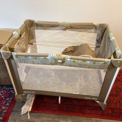 Baby Crib 