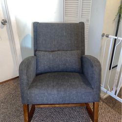 Rocking Chair 