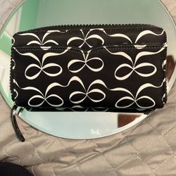 Kate Spade Black & White Wallet