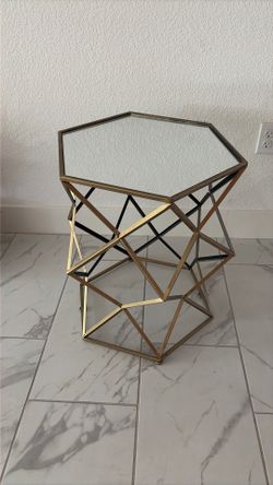 Hexagonal side table with Mirror top