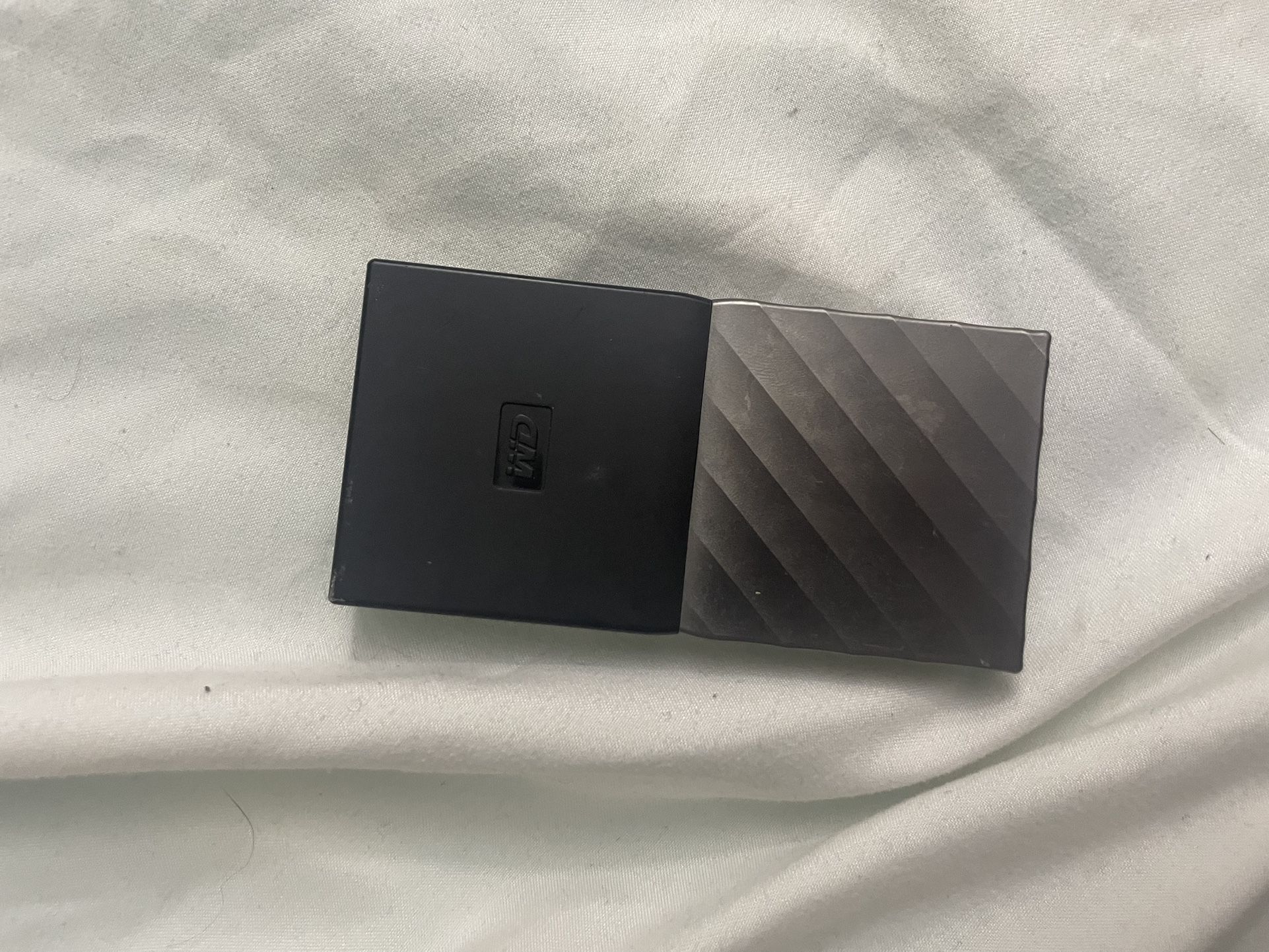 WD 512GB Passport SSD Portable Storage (USB 3.1)
