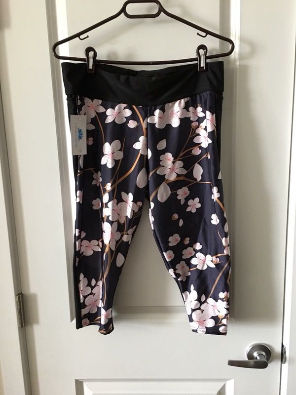 Cherry Blossom Athletic Capri Pants from Lotus Leggings, XXL
