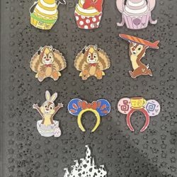 Disney pin Hidden mickeys DLR