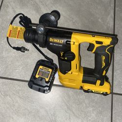 Dewalt 12v Rotor Hammer $140