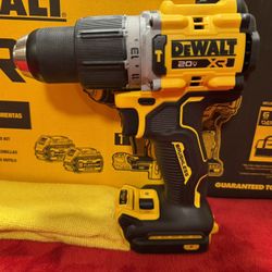 Brand New 2025 Dewalt 20V XR Brushless Cordless 1/2 in. Hammer Drill