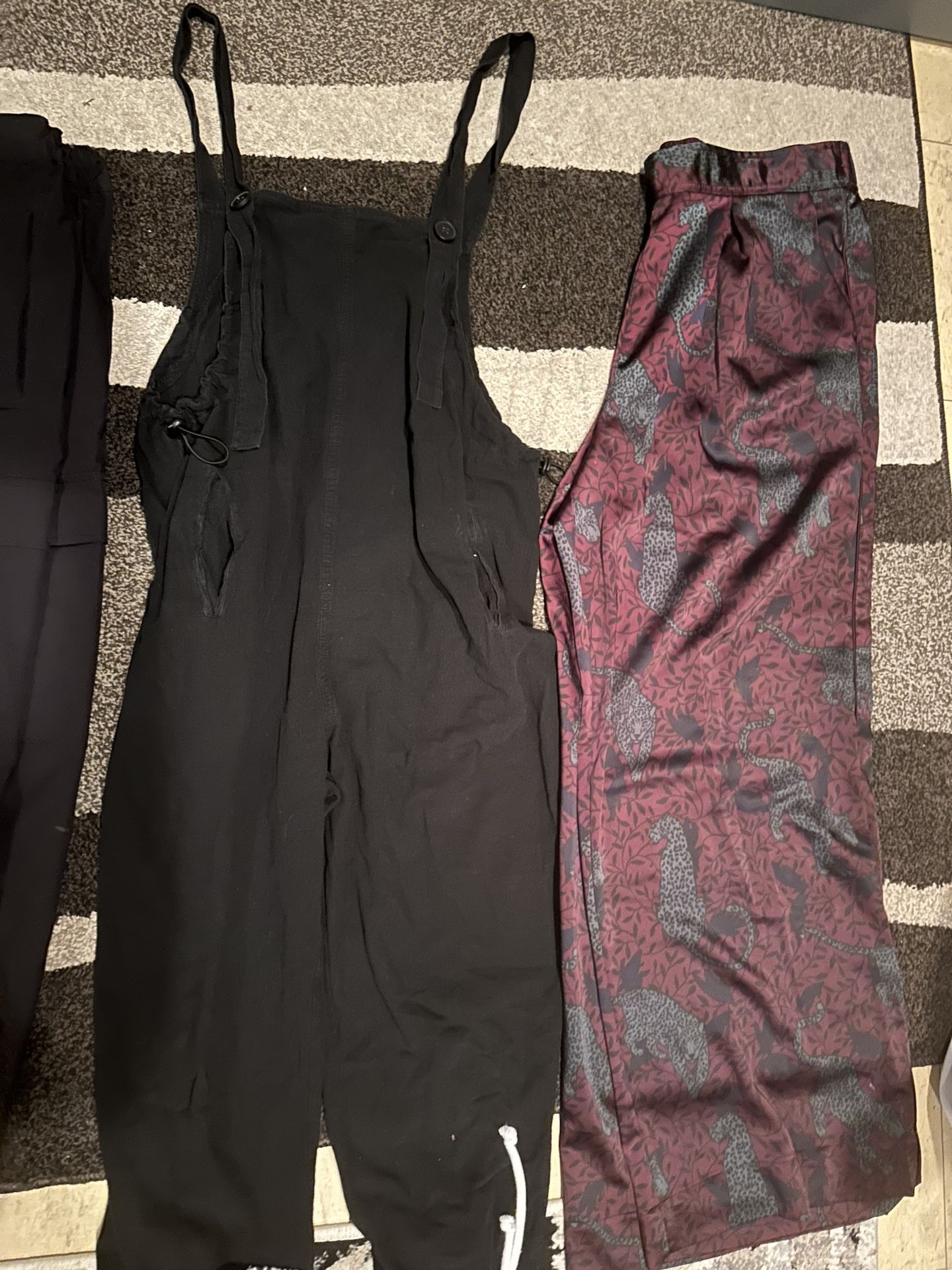 Womens Pants Leggings Jeans Overalls Beach Pants Cargo Sweat Joggers Size Medium And Large