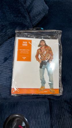 Costume