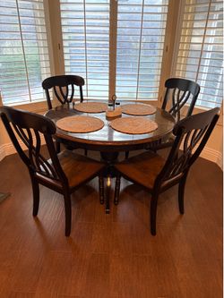 46 inch Round kitchen dining table set