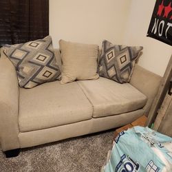 Sandia sofa dfs deals