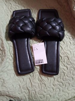 H & M  Sandals Size 8