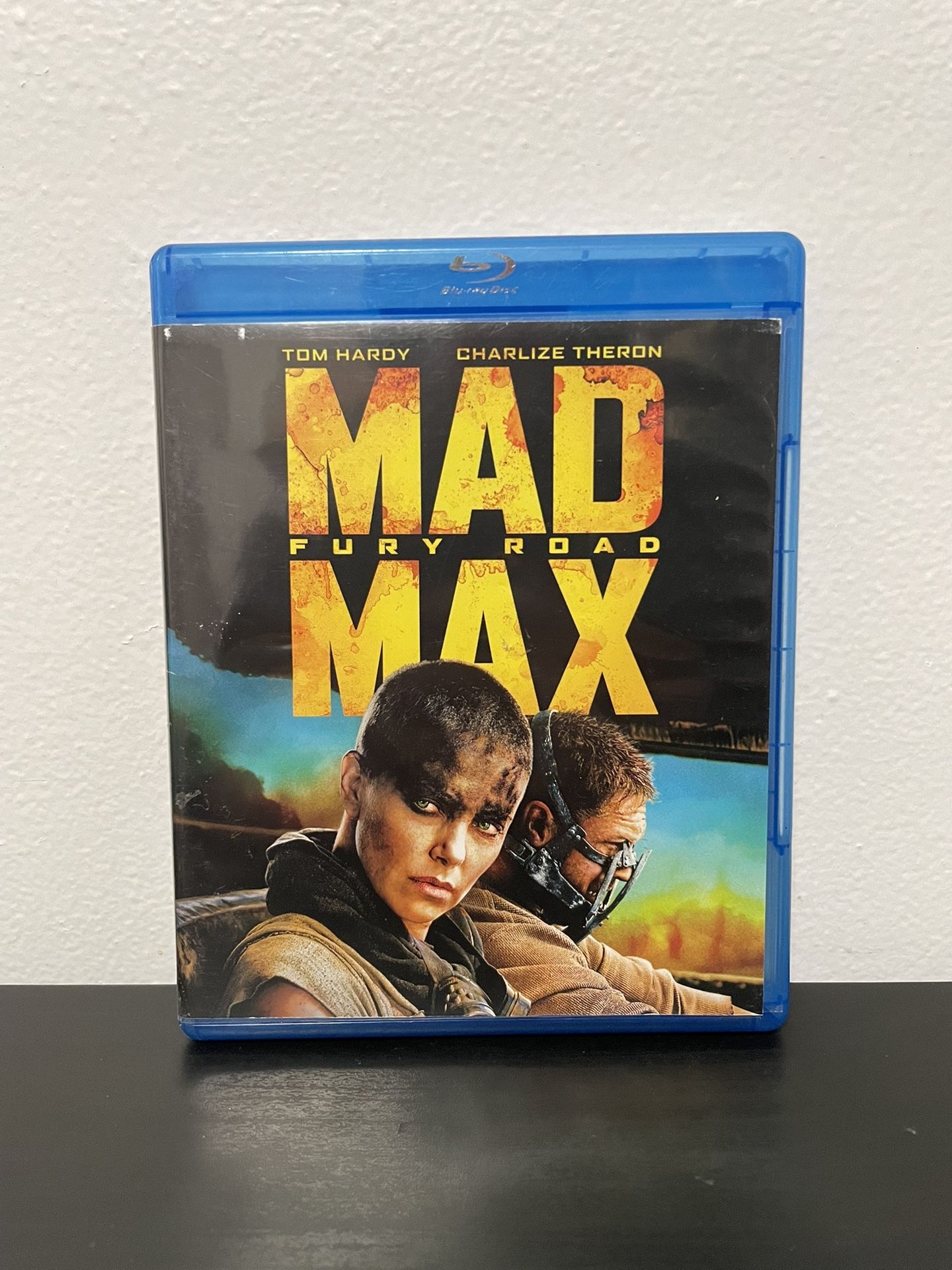 Mad Max Fury Road Blu-Ray DVD 2 Disc Combo Tom Hardy Charlize Theron 2015