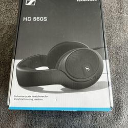 Sennheiser HD 560 S Over-The-Ear