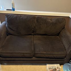 Loveseat 