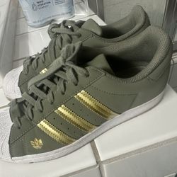 Closet Clean Out! Green and gold Adidas