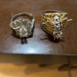 2 Costume Jewelry rings