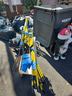 Lot of Yellow Fiberglass Extension Poles