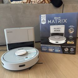 Shark Matrix Self-Empty Robot Vacuum