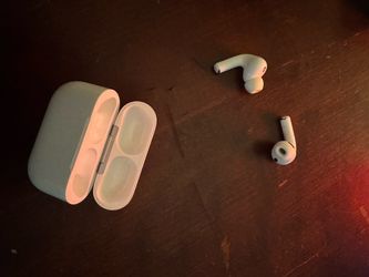 🎧 Apple AirPods Pro 3 – Excellent Condition