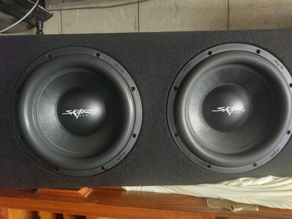 SVR-2X12D4 | Dual 12" 3,200 Watt SVR Series Loaded Vented Subwoofer Enclosure
