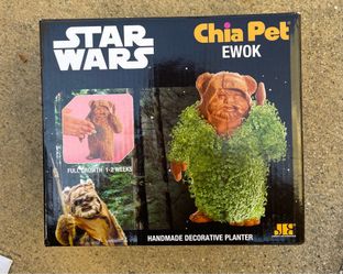 Collectors Star Wars Ewok Chia Pet Plant Bust Empire Strikes Back Endor decorative pottery