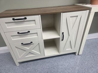 Farmhouse cabinet