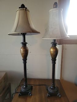 2 lamps