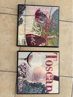 2pcs wall decor $3