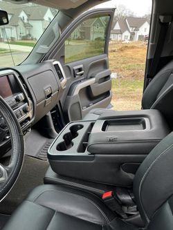 2015 Chevrolet Silverado Thumbnail