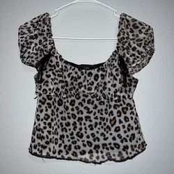 12 Piece Women’s Clothing Bundle