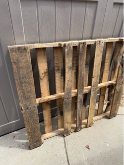 Free Wood Pallet
