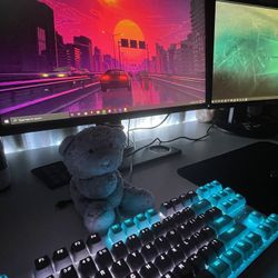Gaming Keyboard GMMK W/ Lubed Gateron Brown Switches
