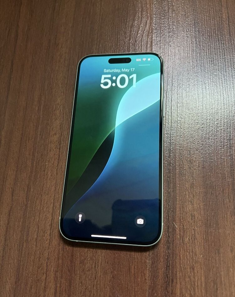 iPhone 15 Plus