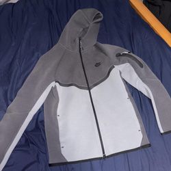 Nike Tech 