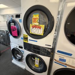 SPECIAL PRICE✨ New Scratch And Dent Electrolux Front Load Wash-tower Working Perfectly With Warranty And Delivery Available 🔧✨👌