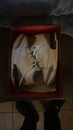 Air Jordan 3 cements
