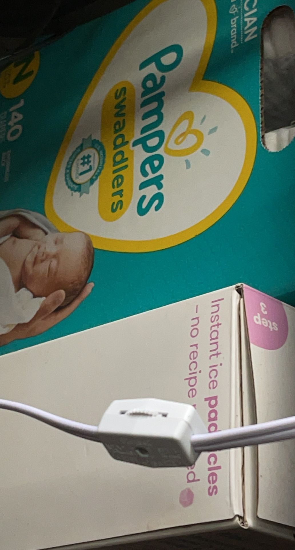 Pampers 140 Count Newborn 
