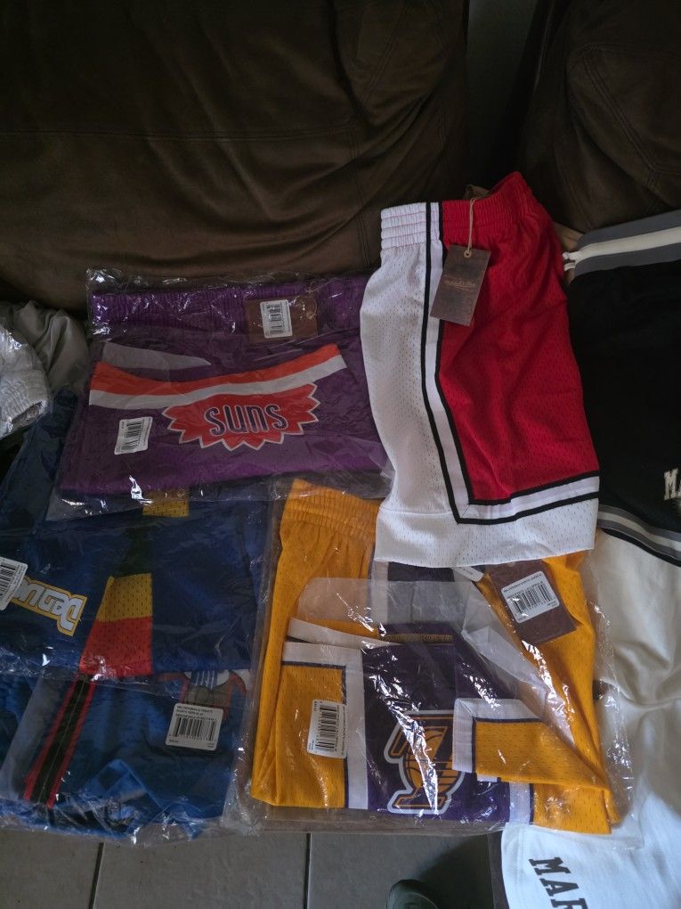 Shorts 