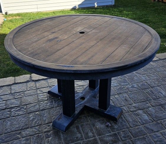 Outdoor Metal Table