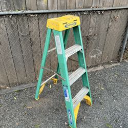 4 Foot Ladder