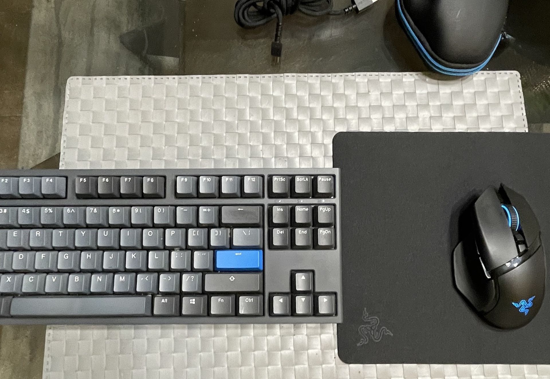 Razer Basilisk Ultimate Mouse And Ducky One 2 Keyboard