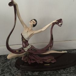 Classic Figure Sculptor Dancer