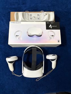 Meta Quest 2 (256gb) with charging station and accessories