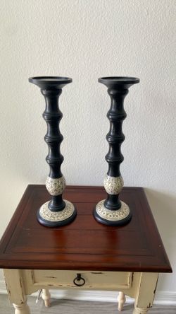 Black and cream candle stick