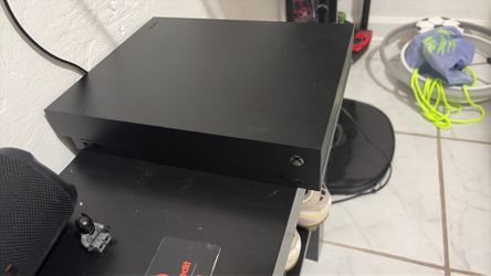 xbox 1 with 780 gb of space