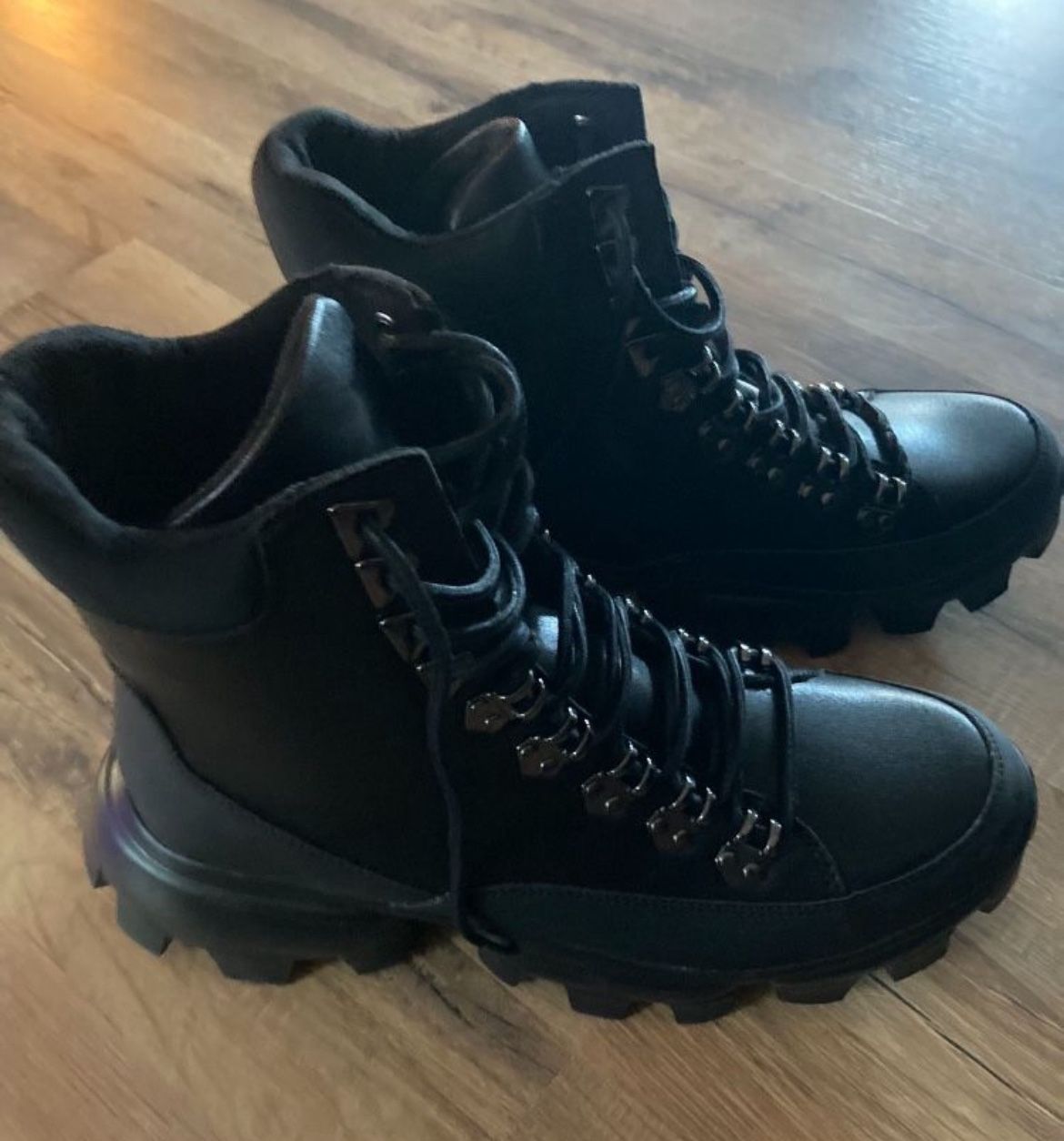 New! Karl Largerfield Men’s Boots, Black Size 10.5